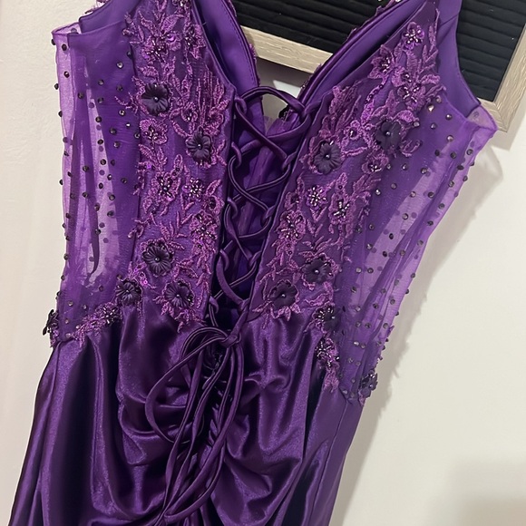 New Ed Young Mini Dress.  Size SMALL. BEAUTIFUL!! - Picture 8 of 8